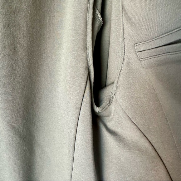 Athleta Women’s Size 10 Eastbound Knit Blazer Blue Grey Athleisure Casual - Picture 12 of 14